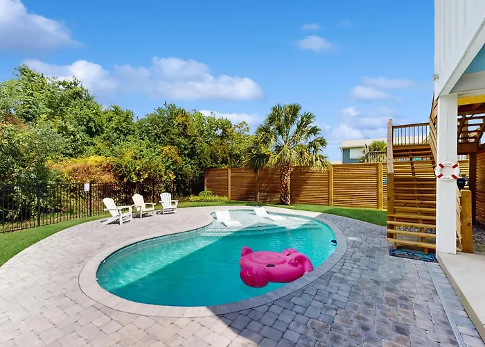 Cactus Cove Hangout Gulf Shores