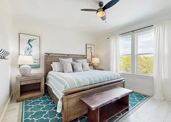 Cactus Cove Hangout * Gulf Shores